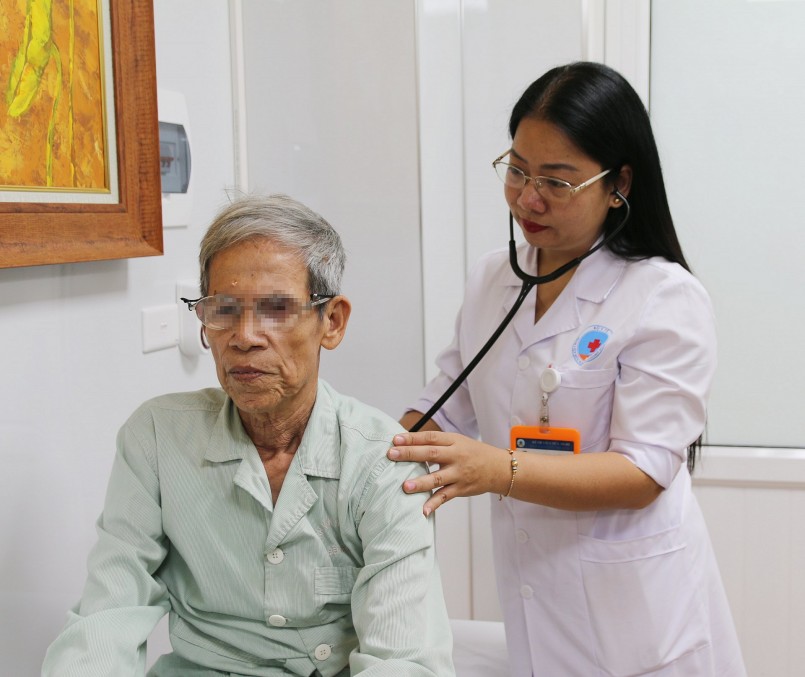 Người từ 75 tuổi hưởng trợ cấp hưu trí được thanh toán 100% chi phí khám chữa bệnh Người từ 75 tuổi hưởng trợ cấp hưu trí được thanh toán 100% chi phí khám chữa bệnh