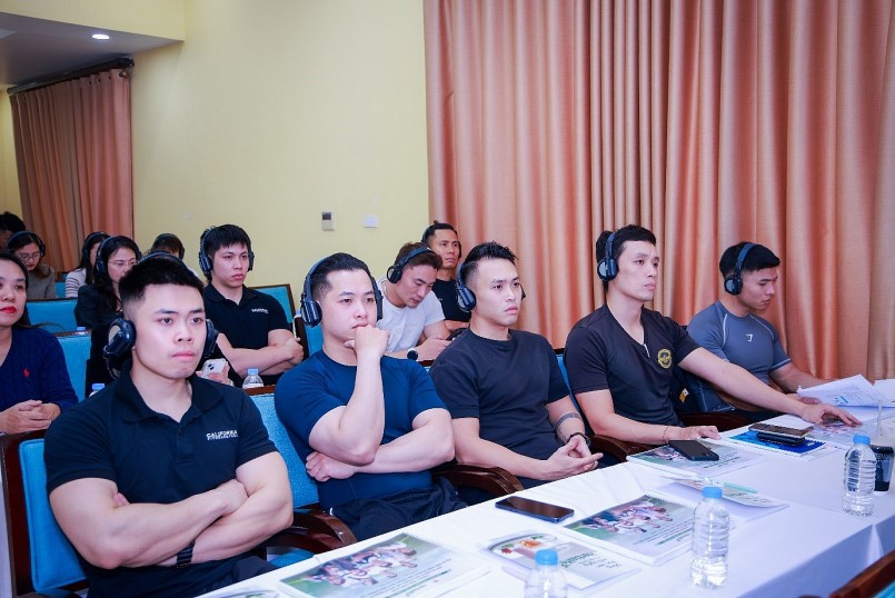 Bí mật của phong độ bền vững: Phục hồi và tăng sức bền bằng dinh dưỡng khoa học Bí mật của phong độ bền vững: Phục hồi và tăng sức bền bằng dinh dưỡng khoa học