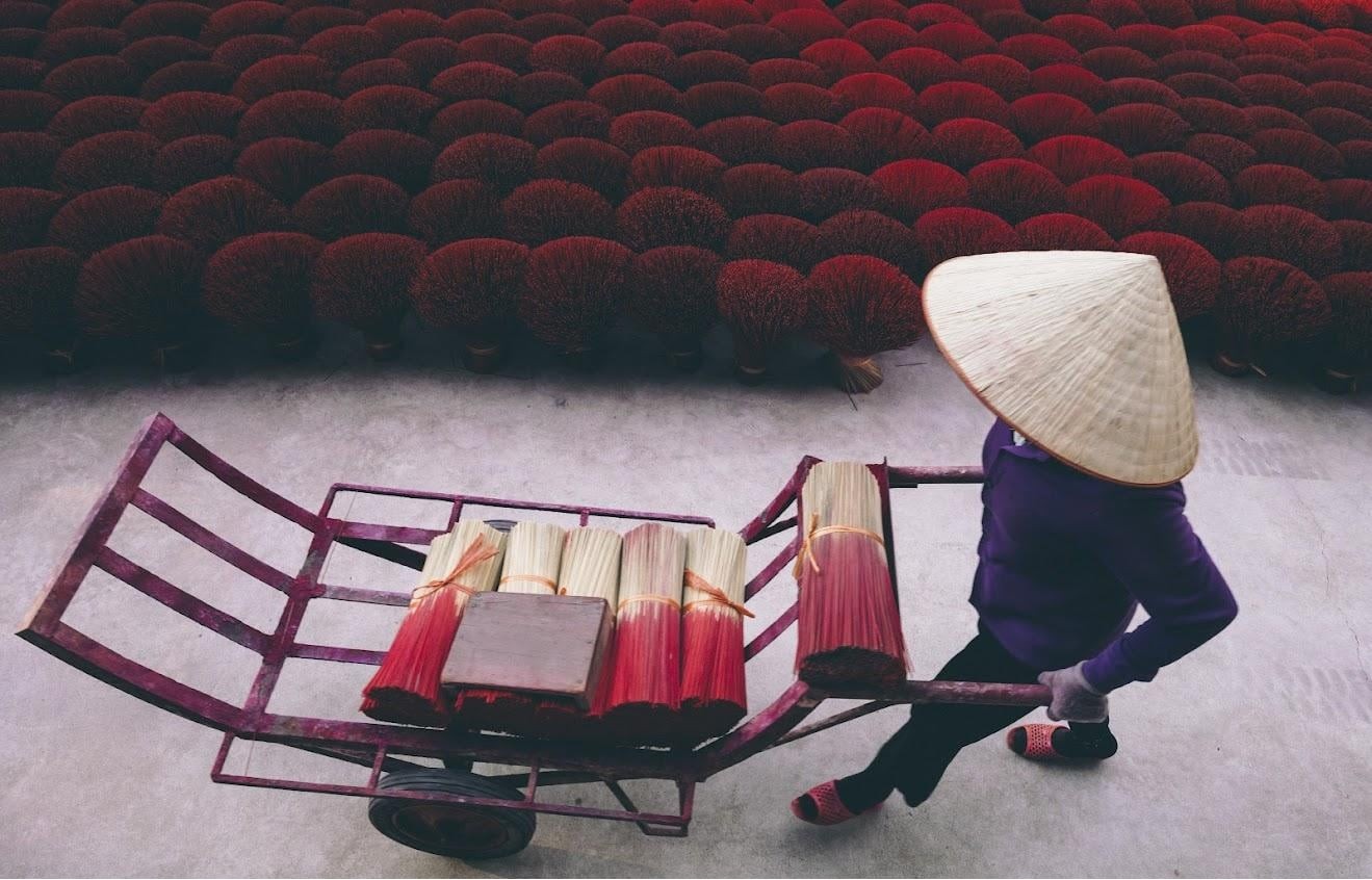 Quảng Phú Cầu – sắc màu lao động của làng hương trăm năm