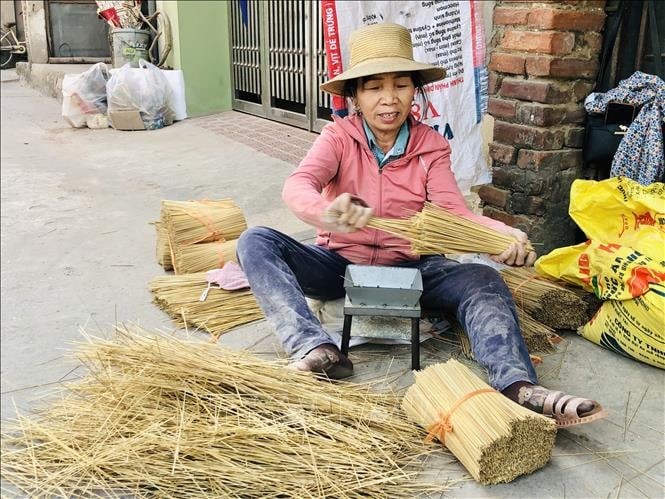 Quảng Phú Cầu – sắc màu lao động của làng hương trăm năm