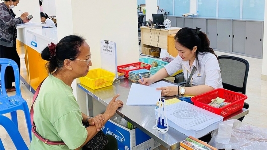 Bộ Y tế phản hồi kiến nghị hạ tuổi hưởng trợ cấp hưu trí xã hội xuống 60