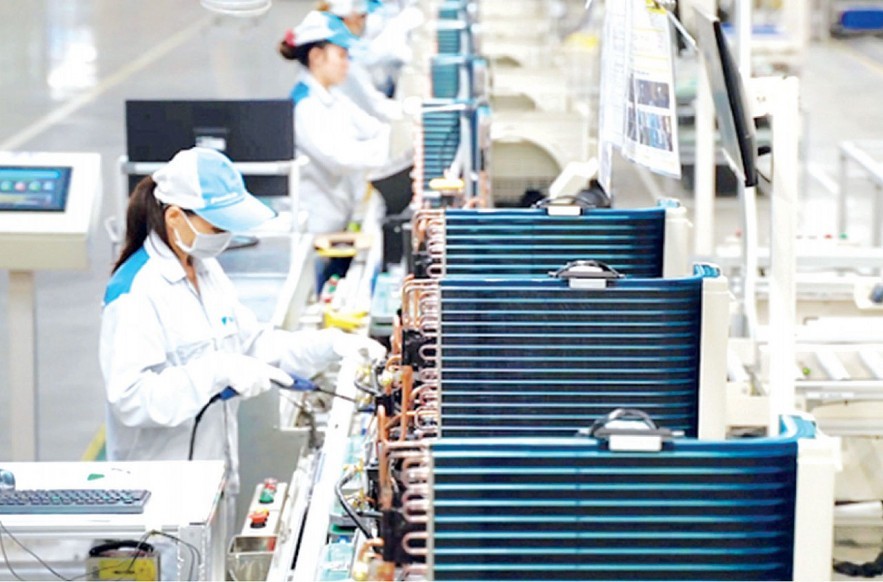 Kỳ tích xuất khẩu 2025 đến từ công nghiệp chế biến và nông sản