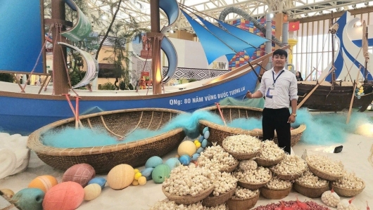 Từ anh thợ điện đến chủ doanh nghiệp tỏi Lý Sơn OCOP 5 sao