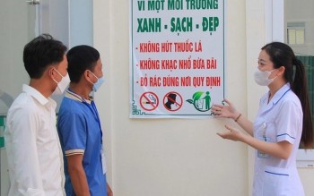 Vinh danh 20 đơn vị xuất sắc nhất trong phong trào xây dựng cơ sở y tế không khói thuốc