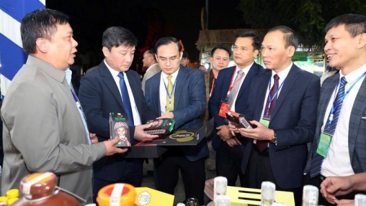 Khai mạc Hội chợ OCOP Tuyên Quang 2025, kết nối thị trường dịp cuối năm