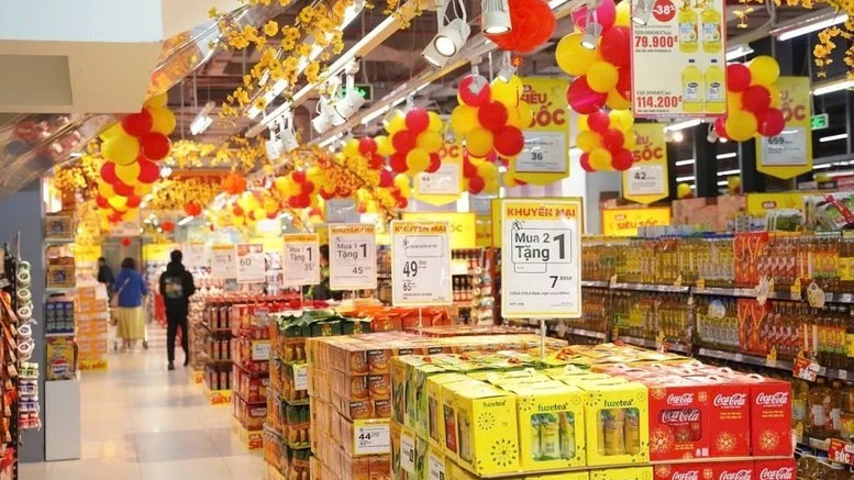 Không để thiếu xăng dầu, hàng thiết yếu trong cao điểm Tết