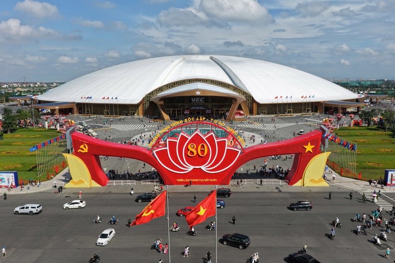 Trung tâm Hội chợ triển lãm Quốc gia (Đông Anh, Hà Nội) nhìn từ trên cao.