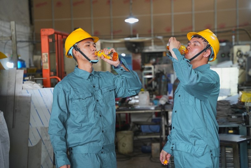 Cuối năm luôn là thời gian thử thách sự bền bỉ của người lao động