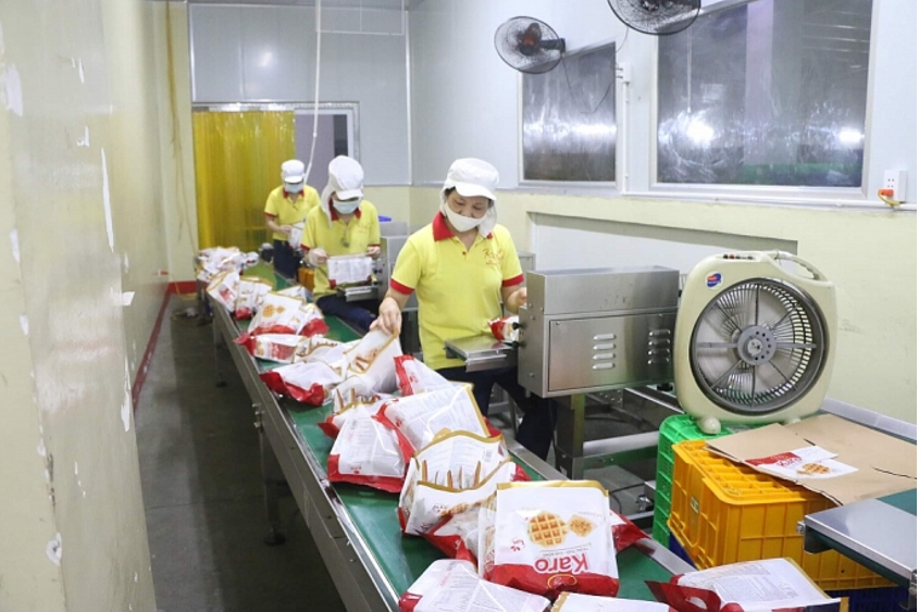 Tiếng máy ngân vang, thu nhập người lao động ổn định