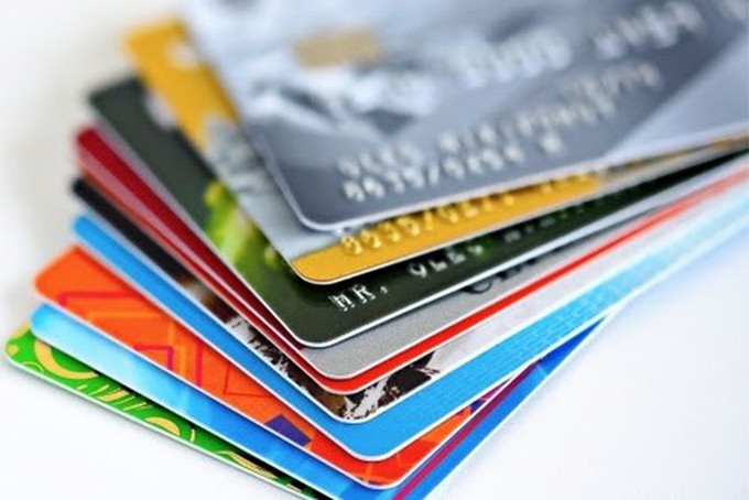 Sau 31/12, thẻ từ ATM vẫn được dùng để giao dịch rút tiền, thanh toán