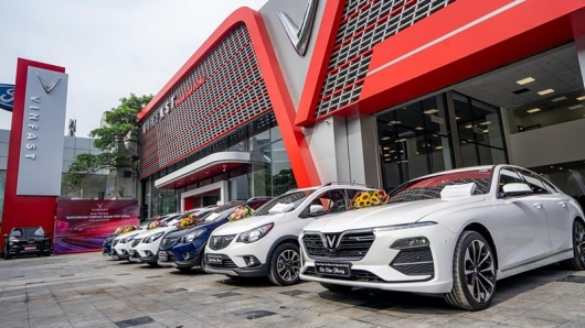 Doanh số bán xe VinFast tăng trưởng vượt trội trong tháng 3