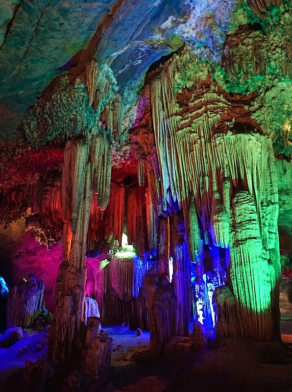 Thanh Hóa: Vẻ đẹp huyền ảo của hang động Từ Thức