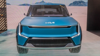 KIA EV9 Concept mẫu SUV chạy điện vừa được “trình làng”
