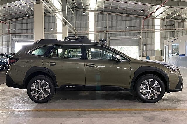 Ra mắt Subaru Outback 2022 tại Việt Nam, giá bán gần 2 tỷ đồng
