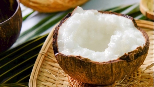 Lần đầu tiên 2.000 quả dừa sáp tươi Trà Vinh được xuất khẩu sang Úc