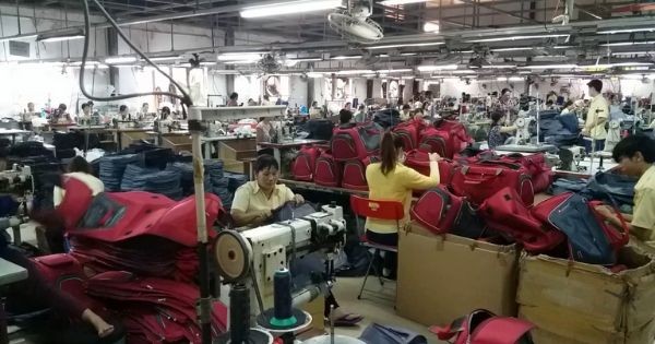 Dự báo xuất khẩu vali, túi xách, mũ, ô, dù của Việt Nam sang Mỹ, EU sẽ tăng trở lại