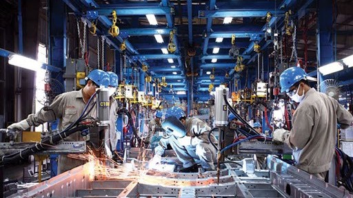 Nhiều doanh nghiệp sản xuất công nghiệp vẫn gặp khó khăn trong việc mở cửa trở lại