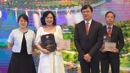 Vinhomes được vinh danh Top 10 chủ đầu tư bất động sản hàng đầu Việt Nam