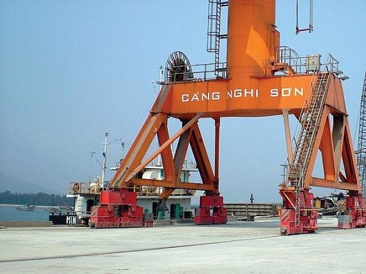 Đề xuất thêm cảng biển Nghi Sơn được nhập khẩu ô tô dưới 16 chỗ