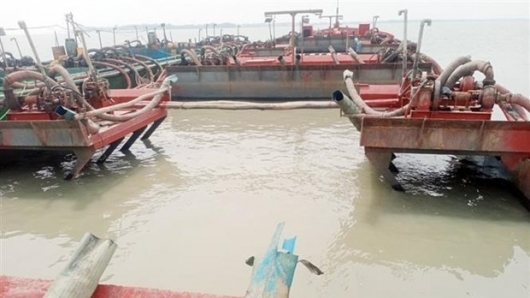 TP. Hồ Chí Minh: Thu giữ gần 2.000m3 cát khai thác trái phép