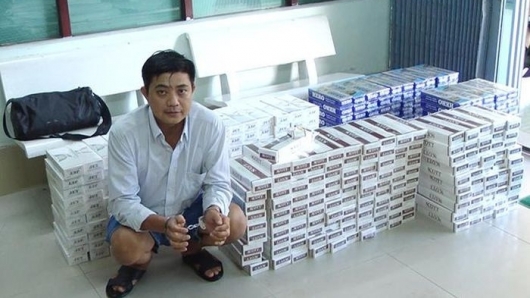 Kiên Giang: Tạm giữ hình sự đối tượng vận chuyển 4.500 bao thuốc lá ngoại nhập lậu