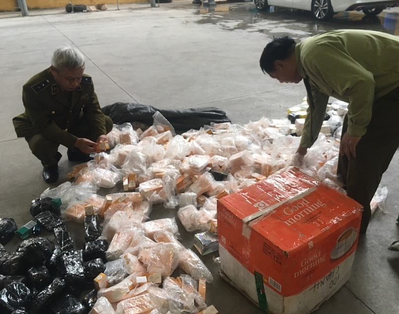 Bắc Ninh: Thu giữ trên 3.500 hộp mỹ phẩm vô chủ
