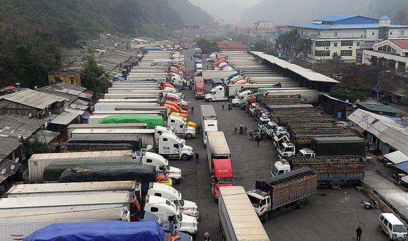 Bộ Công Thương tháo gỡ tình trạng ùn tắc hàng hóa tại khu vực biên giới