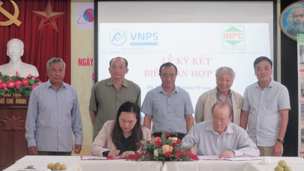 Hội Khoa học các sản phẩm thiên nhiên Việt Nam và những kết quả nổi bật năm 2021