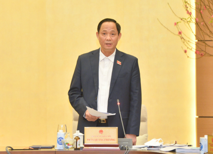 Phó Chủ tịch Quốc hội Trần Quang Phương phát biểu kết luận nội dung Phiên họp