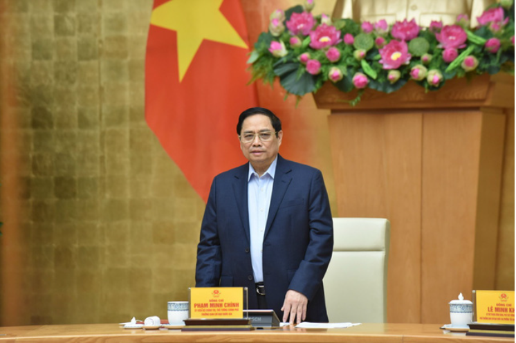 Thủ tướng tiếp tục nhấn mạnh yêu cầu triển khai chiến dịch tiêm chủng thần tốc mùa xuân năm 2022 đã được phát động - Ảnh: VGP/Nhật Bắc