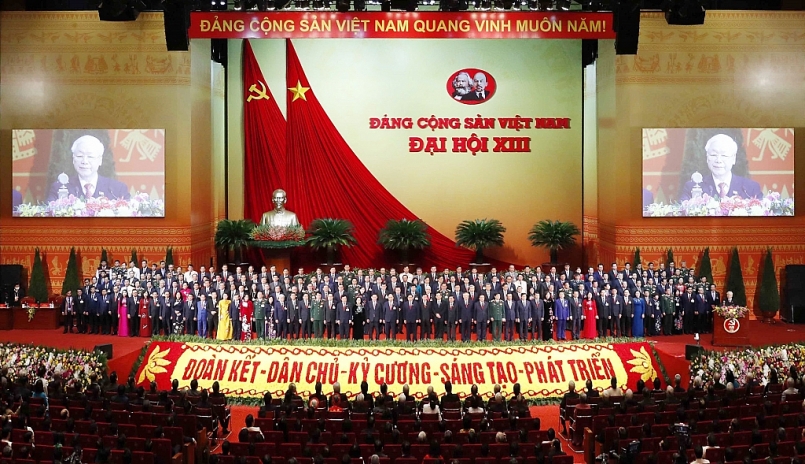 Ban Chấp hành Trung ương Đảng khóa XIII ra mắt Đại hội XIII của Đảng