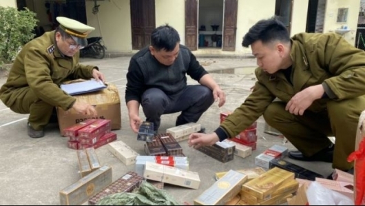 Lạng Sơn: Thu giữ lượng lớn thuốc lá điếu, chè Phổ Nhĩ Quýt nhập lậu