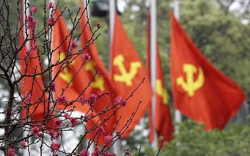 Xuân Tân Sửu: Xuân cất cánh
