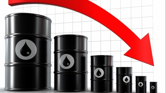 EIA: Sản lượng dầu thô Mỹ giảm mạnh trong 3 tháng liên tiếp