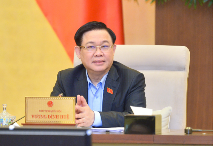 Ủy viên Bộ chính trị, Chủ tịch Quốc hội Vương Đình Huệ