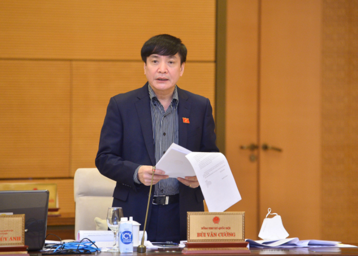 Tổng Thư ký Quốc hội , Chủ nhiệm Văn phòng Quốc hội Bùi Văn Cường tại phiên họp