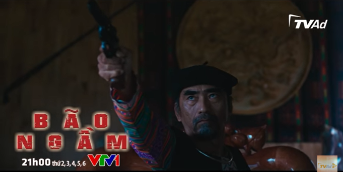 Preview phim Bão ngầm tập 6: Ông trùm A Chư dí súng vào mặt Hùng 