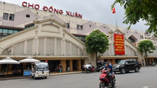 Tổng cục QLTT lên tiếng về cáo buộc website, chợ lớn ở Việt Nam bán hàng giả