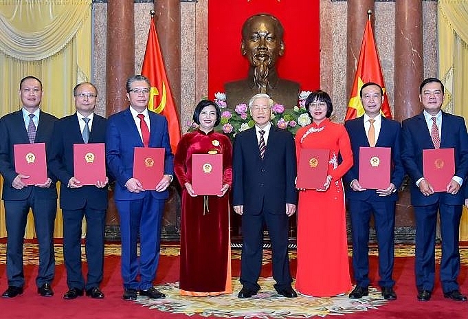 Tổng Bí thư, Chủ tịch nước Nguyễn Phú Trọng trao quyết định bổ nhiệm các Đại sứ.