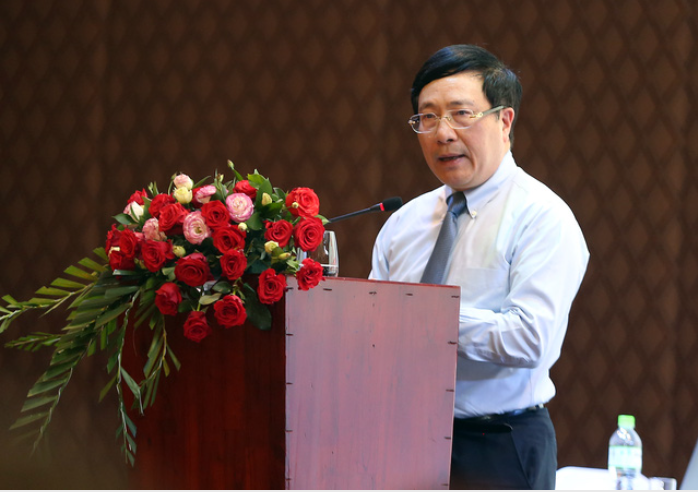 Phó Thủ tướng Thường trực Chính phủ Phạm Bình Minh ghi nhận và đánh giá cao những thành quả đạt được trong công tác đàm phán PGCM cũng như công tác quản lý, bảo vệ biên giới trên đất liền Việt Nam-Campuchia từ năm 1999 đến nay. Ảnh: VGP/Hải Minh