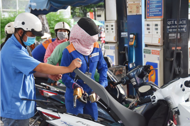 Phó Thủ tướng Lê Văn Thành nêu rõ quan điểmQuản lý giá xăng dầu theo cơ chế thị trường, có sự điều tiết của Nhà nước để bảo đảm vĩ mô