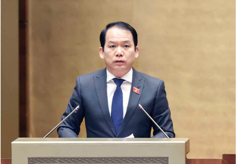 Chủ nhiệm Ủy ban Pháp luật của Quốc hội Hoàng Thanh Tùng báo cáo một số vấn đề lớn về việc giải trình, tiếp thu, chỉnh lý dự thảo Luật sửa đổi, bổ sung một số điều của Luật Sở hữu trí tuệ