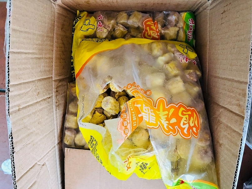 Quảng Ninh: Tiêu hủy 400 kg bánh sủi cảo không rõ nguồn gốc