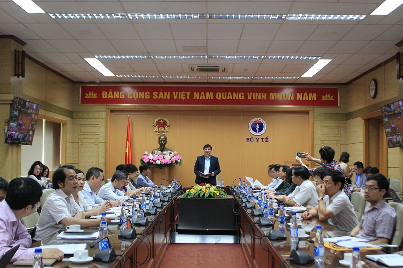 Bộ Y tế: Hơn 66.000 người Việt tiêm vắc xin COVID-19