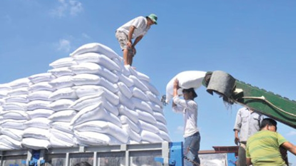 VSSA: Đường nhập khẩu làm chủ thị trường