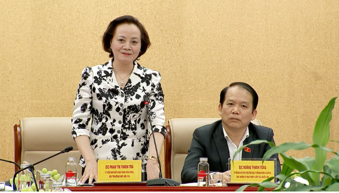 Bộ trưởng Bộ Nội vụ Phạm Thị Thanh Trà cho biết, thời gian qua, Thường trực Ủy ban Pháp luật và Bộ Nội vụ đã có sự phối hợp chặt chẽ trong các mặt công tác 