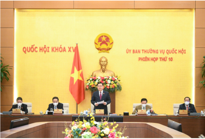 Chủ tịch Quốc hội Vương Đình Huệ gợi ý các nội dung thảo luận tại phiên họp