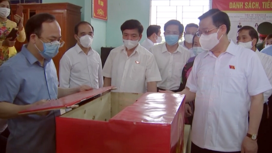 Chủ tịch Quốc hội Vương Đình Huệ: Bảo đảm an toàn trong quá trình tiếp xúc cử tri