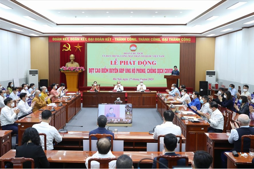 Toàn cảnh buổi lễ phát động. 