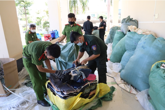 Tây Ninh: Phát hiện 57 tấn hàng hóa nhập lậu từ Campuchia về Việt Nam